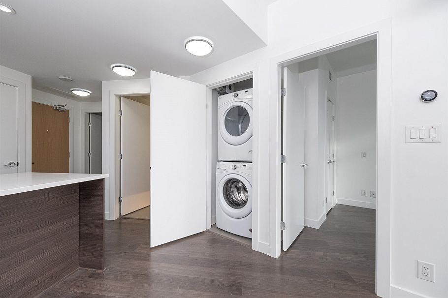 912 3557 Sawmill Crescent Vancouver, BC - 15