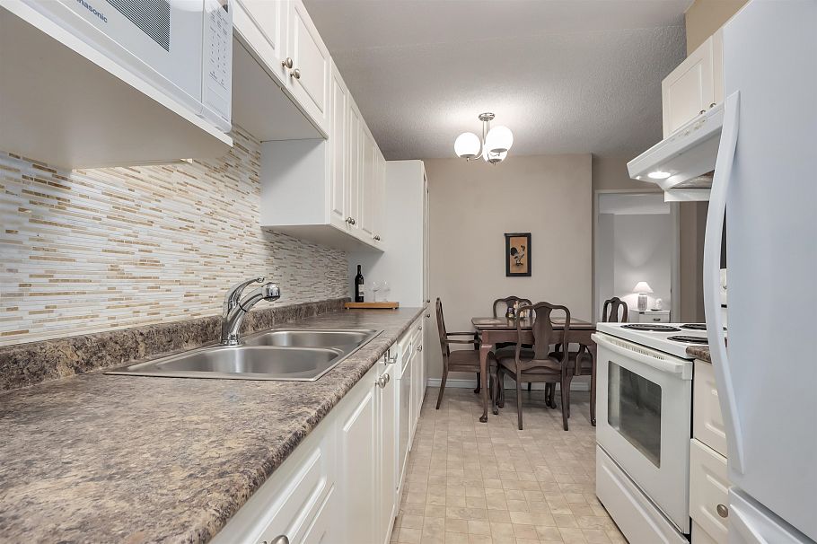 208 2016 Fullerton Avenue North Vancouver, BC - 6