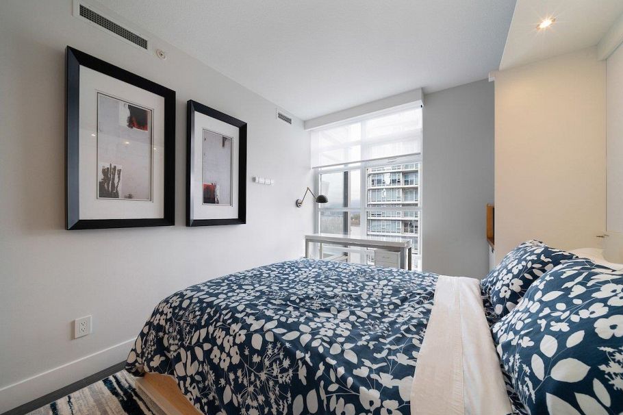 1702 1205 W Hastings Street Vancouver, BC - 24