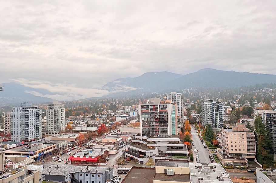 1609 125 E 14th Street North Vancouver, BC - 4