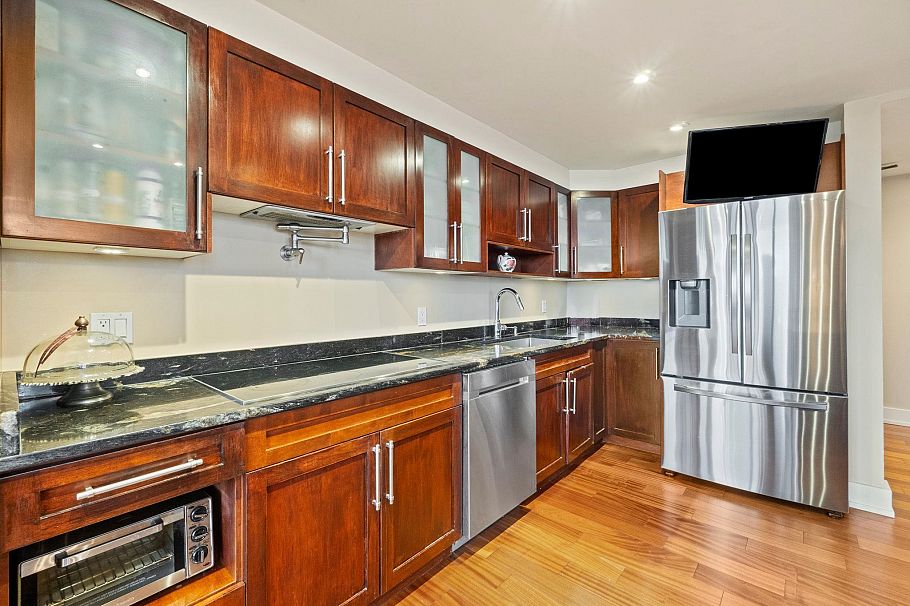 1904 738 Boughton Street Vancouver, BC - 11