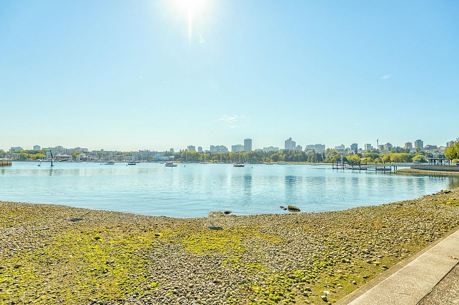 406 1323 Homer Street Vancouver, BC - 37