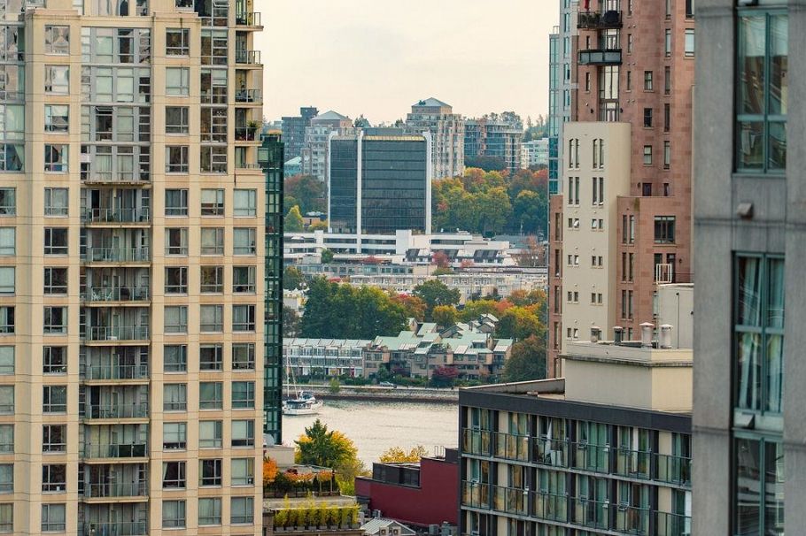 1704 1189 Howe Street Vancouver, BC - 28