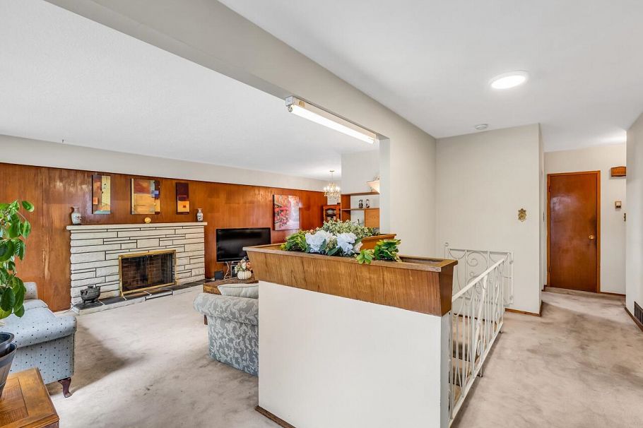 6036 Knight Street Vancouver, BC - 4