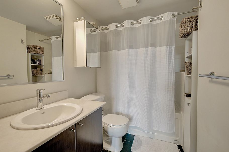 938 Smithe Street Vancouver, BC - 31