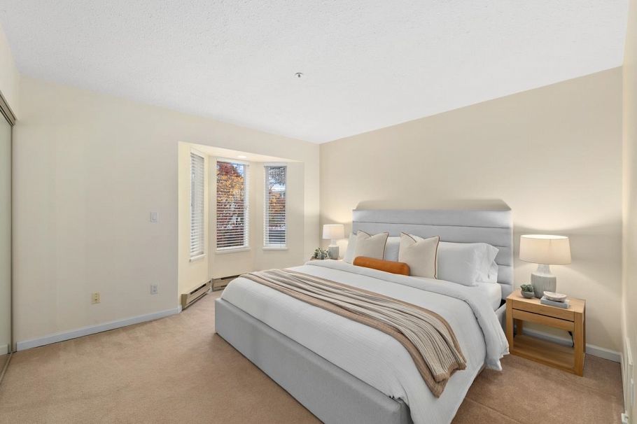 3274 W 1st Avenue Vancouver, BC - 17