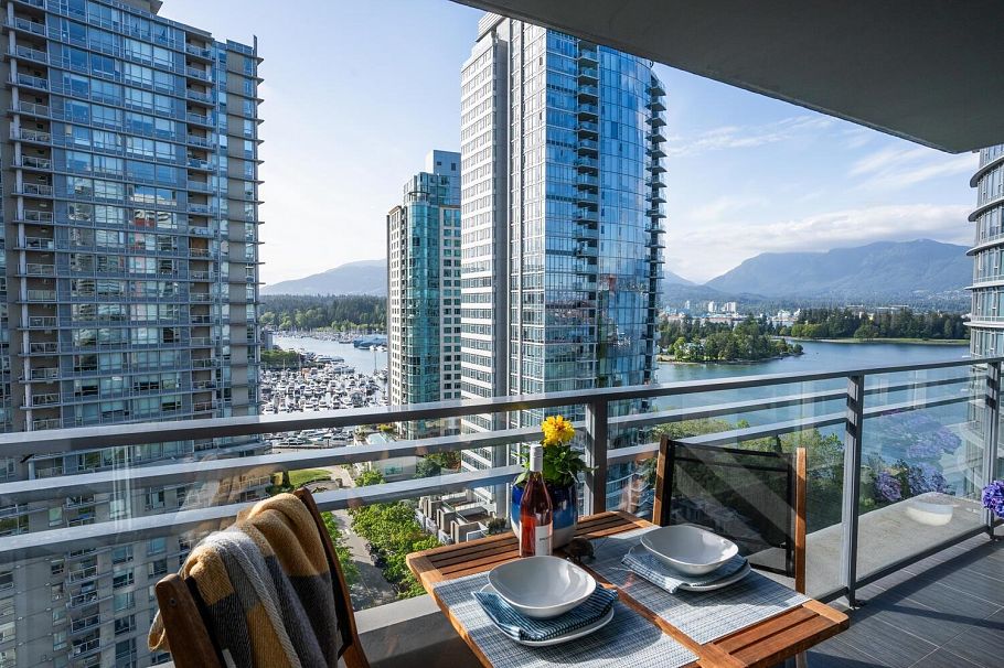 1702 1205 W Hastings Street Vancouver, BC - 29