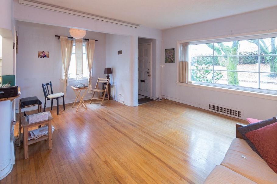 2305 W 3rd Avenue Vancouver, BC - 16