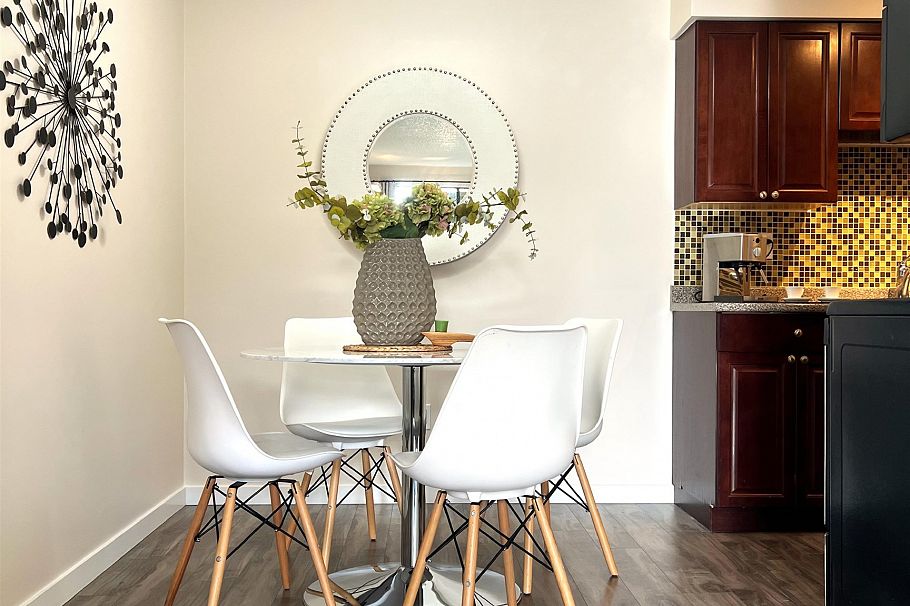 104 8775 Cartier Street Vancouver, BC - 12