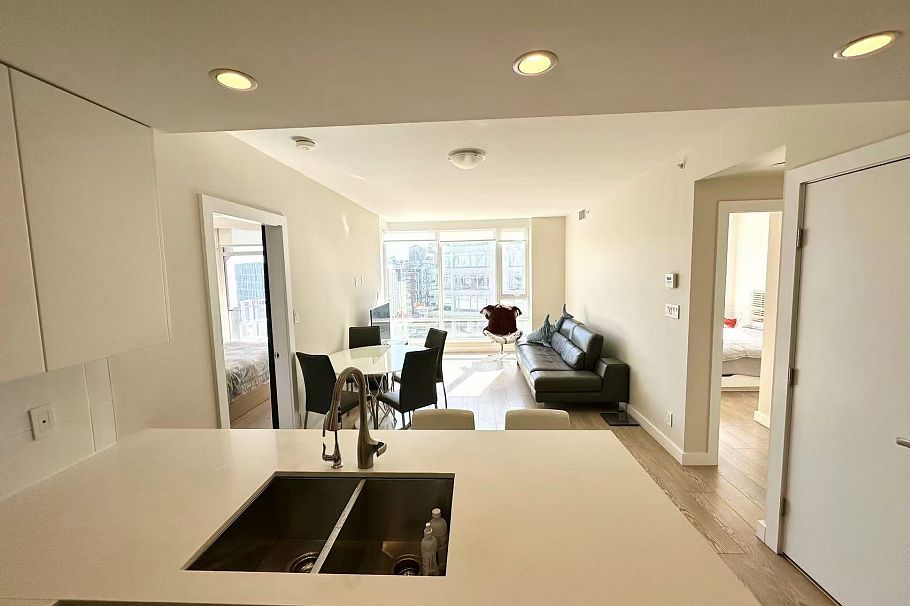 1701 1618 Quebec Street Vancouver, BC - 4