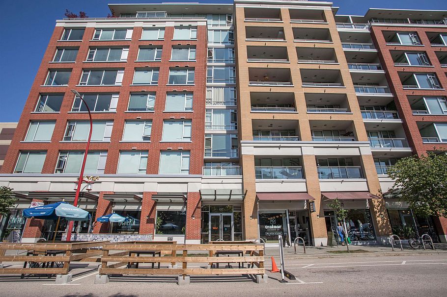 310 221 Union Street Vancouver, BC - 22