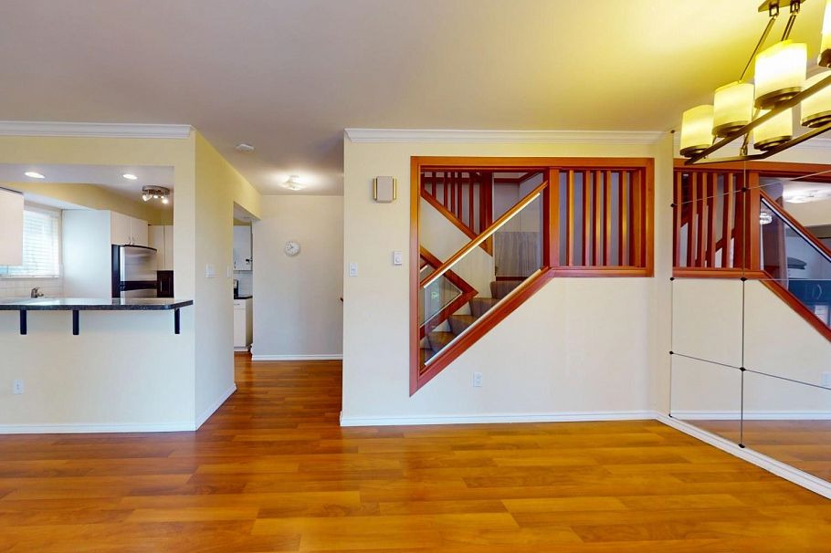 2395 Oak Street Vancouver, BC - 13