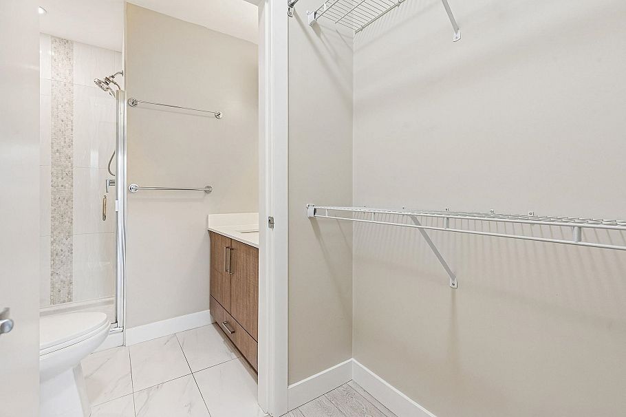 212 1838 Renfrew Street Vancouver, BC - 19