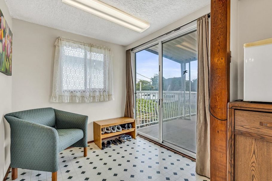 6036 Knight Street Vancouver, BC - 13