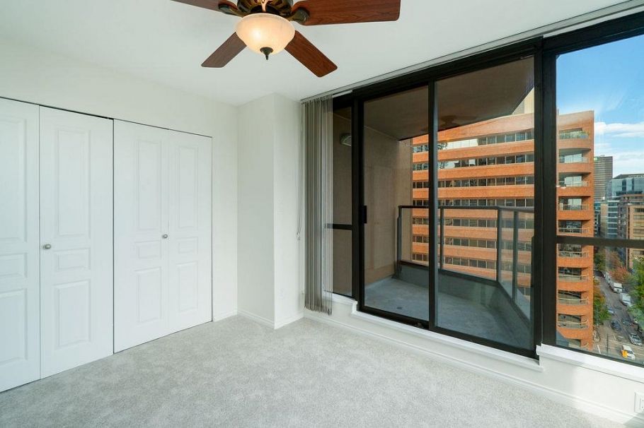 1704 1189 Howe Street Vancouver, BC - 10