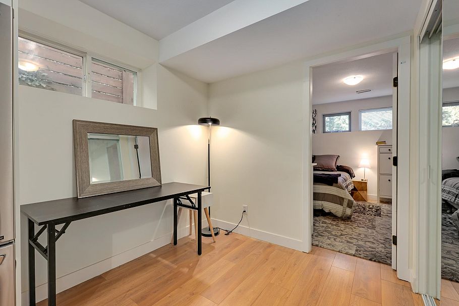 1400 Riverside Drive North Vancouver, BC - 29