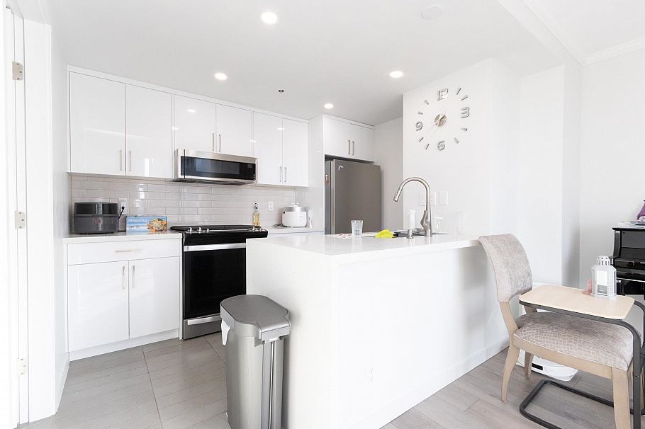 2605 33 SMITHE STREET, Vancouver BC V6B 0B5 Vancouver, BC - 4