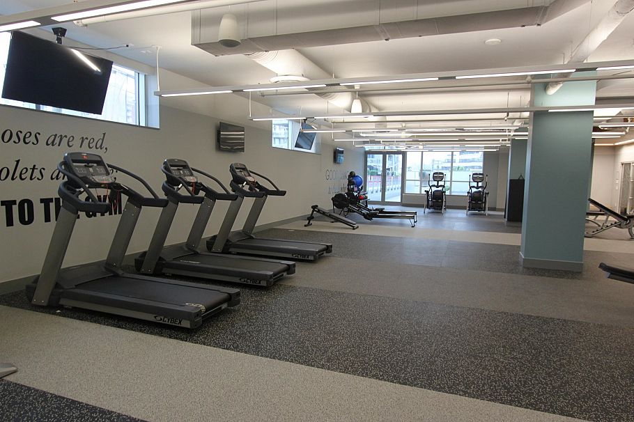 1609 125 E 14th Street North Vancouver, BC - 23