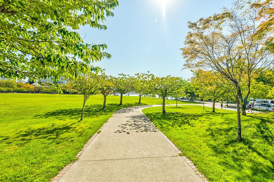 406 1323 Homer Street Vancouver, BC - 35