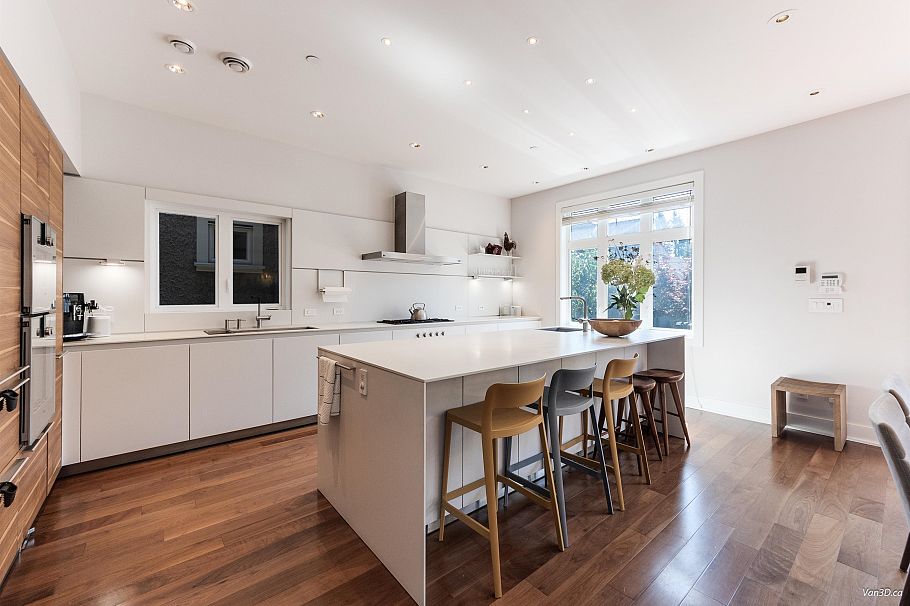 4698 W 11th Avenue Vancouver, BC - 13