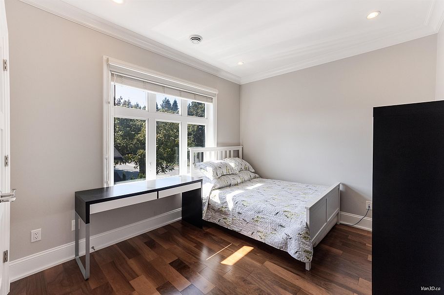 4698 W 11th Avenue Vancouver, BC - 21