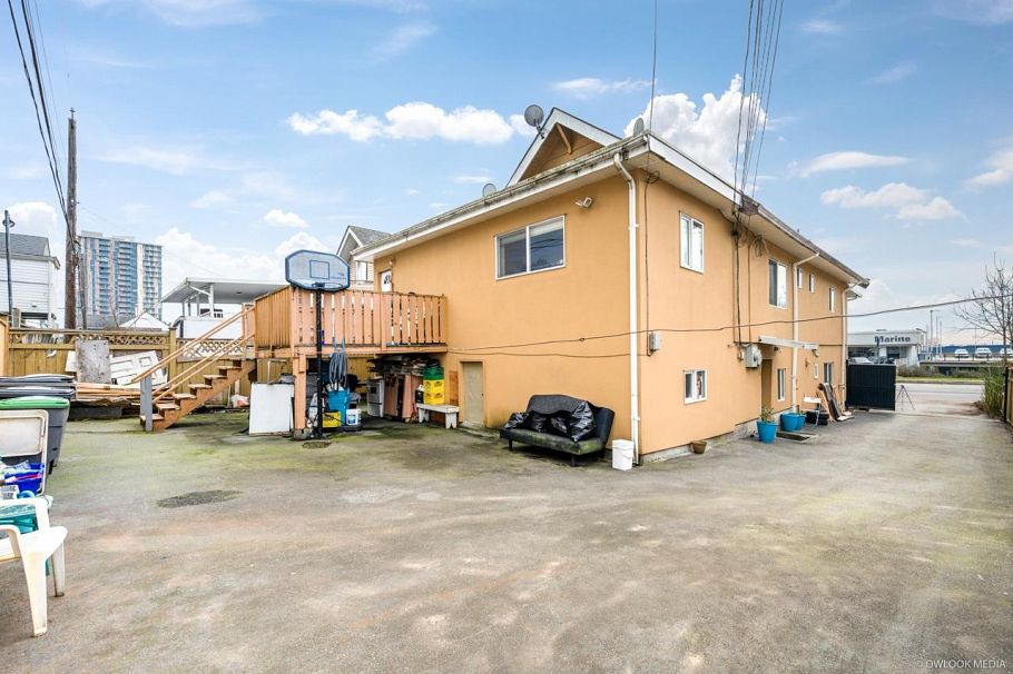 475 SE Marine Drive Vancouver, BC - 27