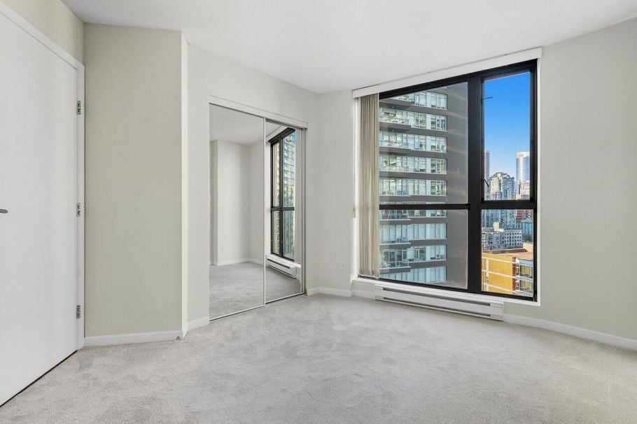 2007 501 Pacific Street Vancouver, BC - 11