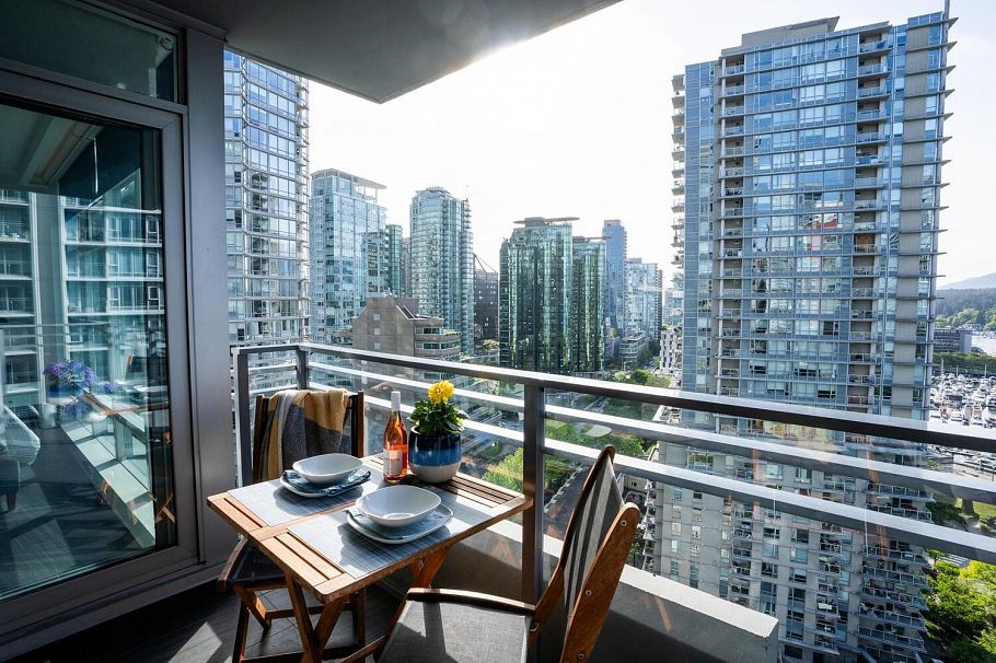 1702 1205 W Hastings Street Vancouver, BC - 30