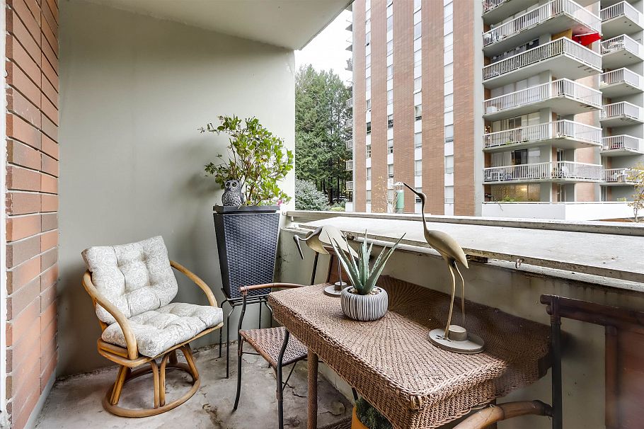 208 2016 Fullerton Avenue North Vancouver, BC - 20