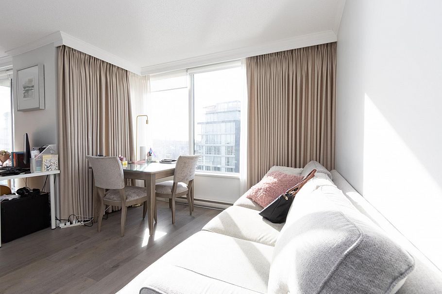 2605 33 SMITHE STREET, Vancouver BC V6B 0B5 Vancouver, BC - 1