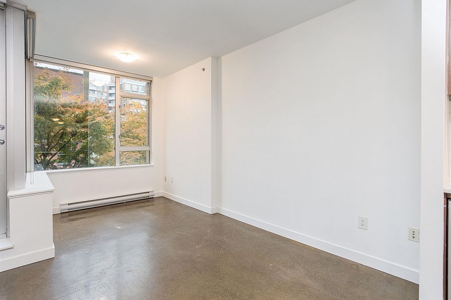 310 221 Union Street Vancouver, BC - 15