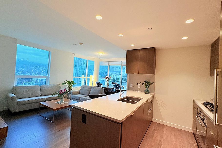 1609 125 E 14th Street North Vancouver, BC - 7