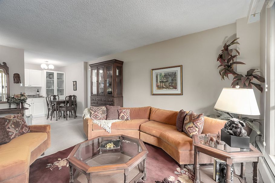 208 2016 Fullerton Avenue North Vancouver, BC - 4