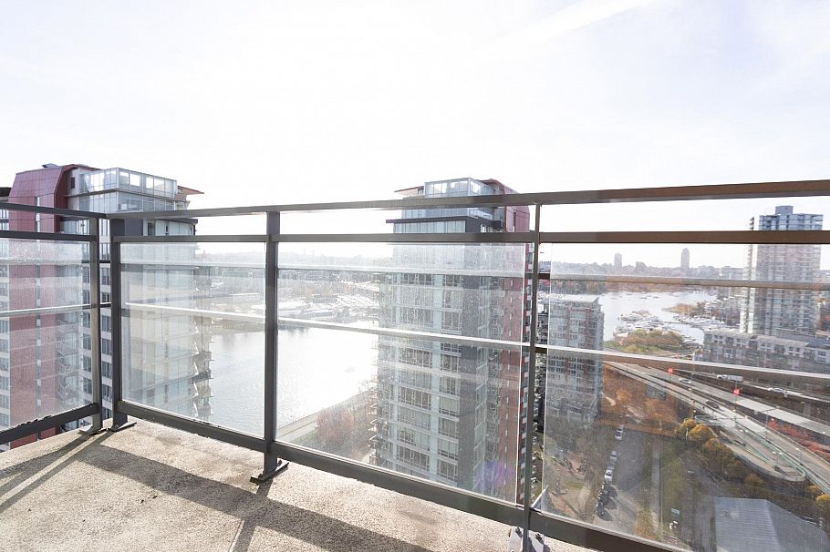 2605 33 SMITHE STREET, Vancouver BC V6B 0B5 Vancouver, BC - 9