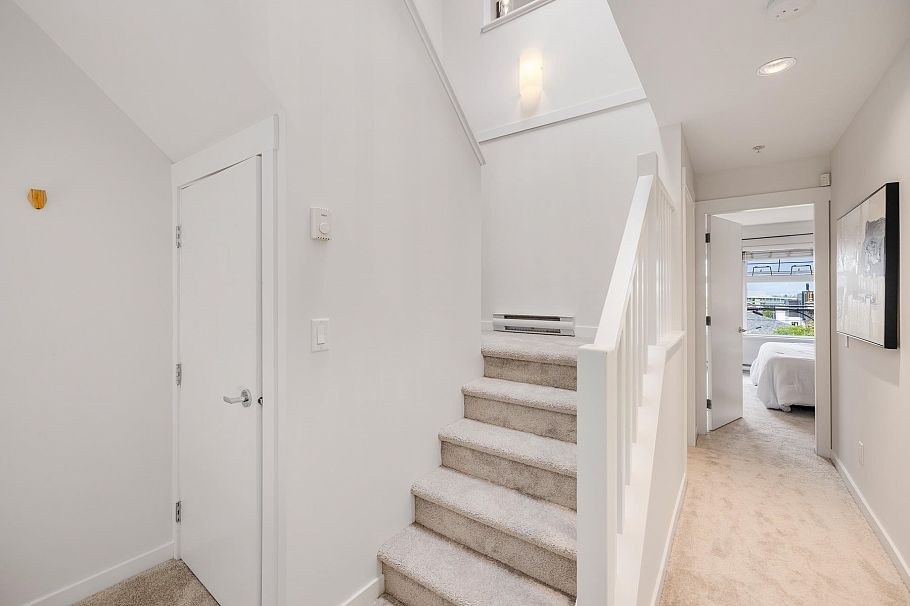 2276 St. George Street Vancouver, BC - 16