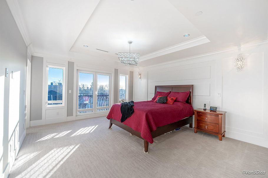 146 W 40th Avenue Vancouver, BC - 9