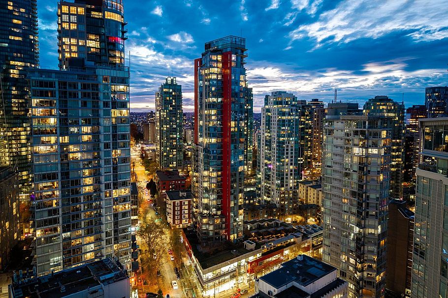 807 1211 Melville Street Vancouver, BC - 38