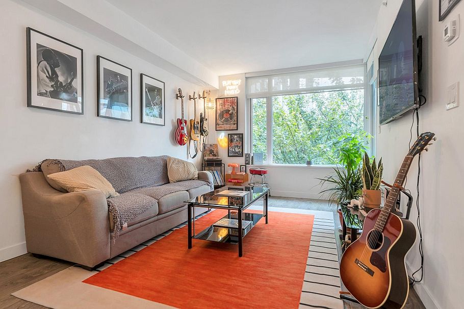 312 110 Switchmen Street Vancouver, BC - 2