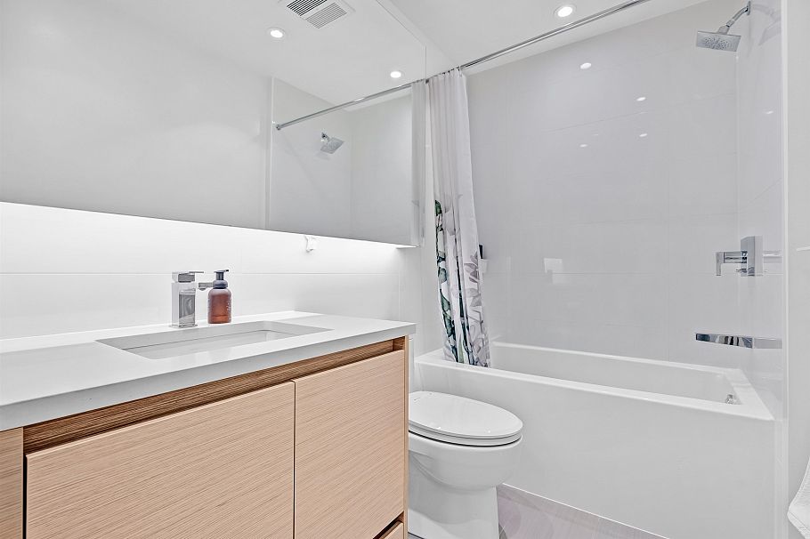 353 8575 Rivergrass Drive Vancouver, BC - 18