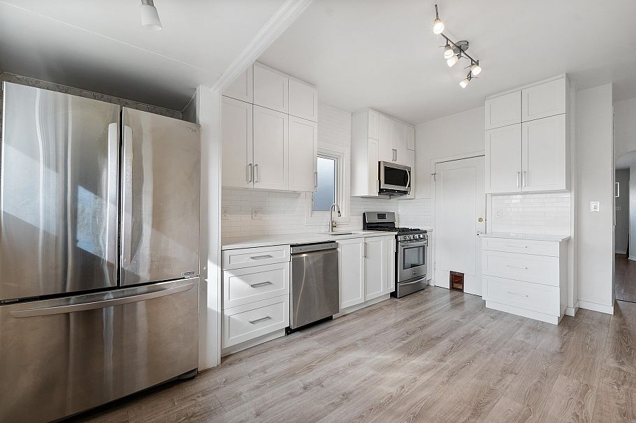 1732 E 3rd Avenue Vancouver, BC - 15