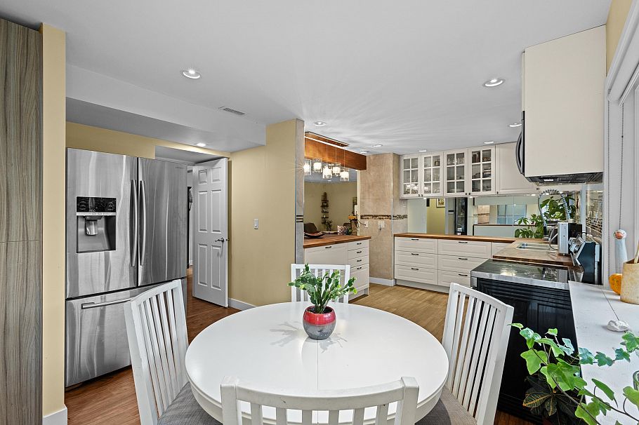 3440 Bluebonnet Road North Vancouver, BC - 16