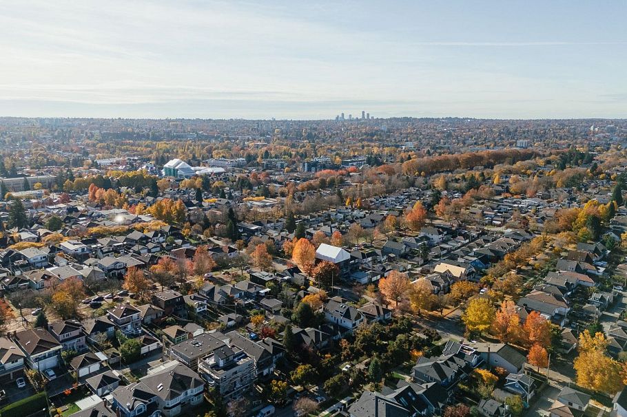 2616 E 4th Avenue Vancouver, BC - 30