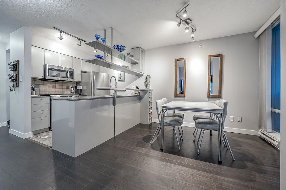 2306 1438 Richards Street Vancouver, BC - 14