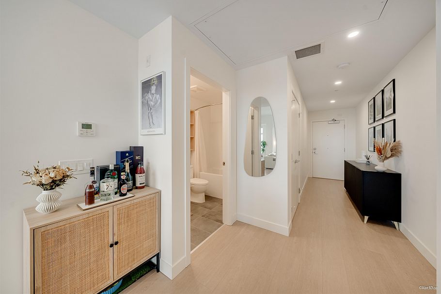 401 8888 Osler Street Vancouver, BC - 9