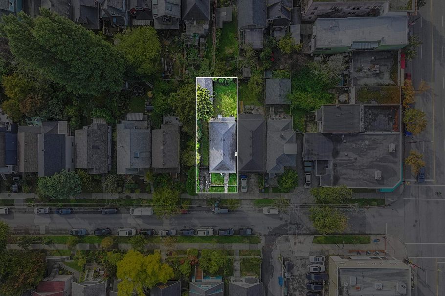 1732 E 3rd Avenue Vancouver, BC - 6