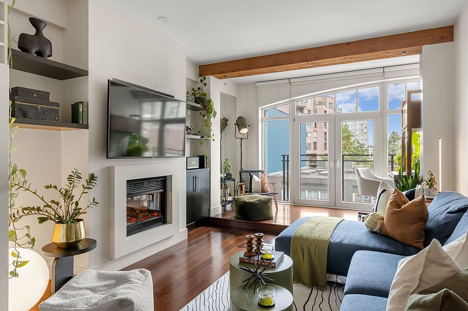 408 1275 Hamilton Street Vancouver, BC - 1