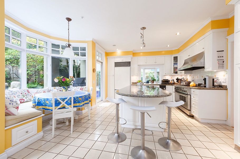 4650 W 2nd Avenue Vancouver, BC - 20