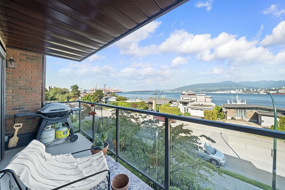 302 2366 Wall Street Vancouver, BC - 23