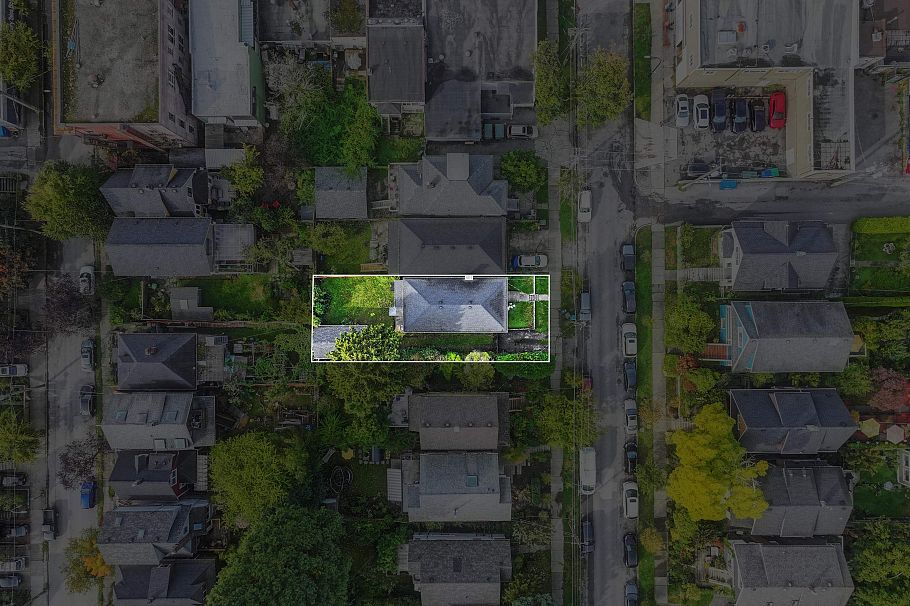 1732 E 3rd Avenue Vancouver, BC - 8