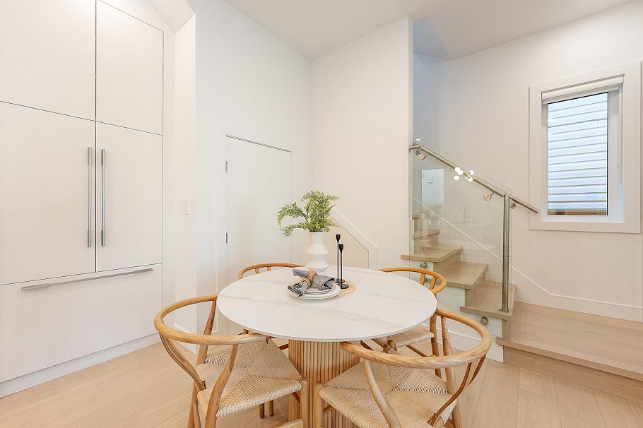 1 6933 Prince Edward Street Vancouver, BC - 14